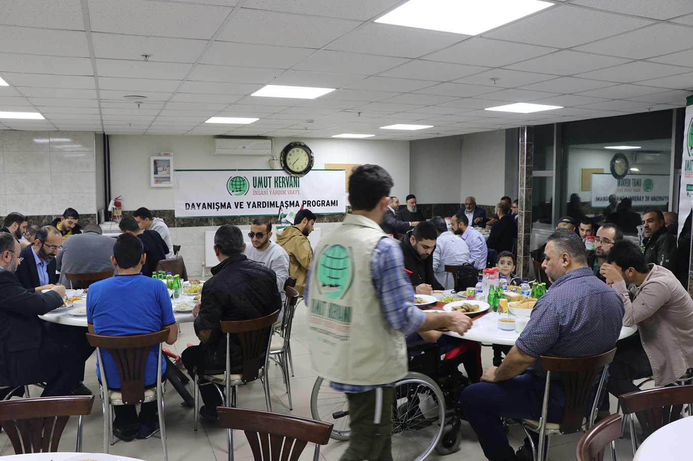 Umut Kervanı Gazze'li gazilerle bir araya geldi